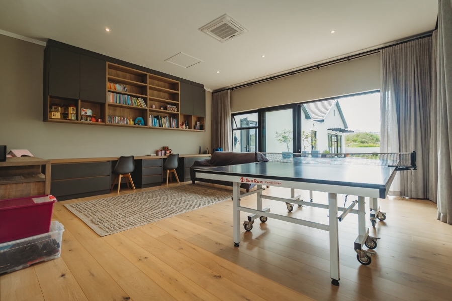 5 Bedroom Property for Sale in The Brink Eco Estate Western Cape